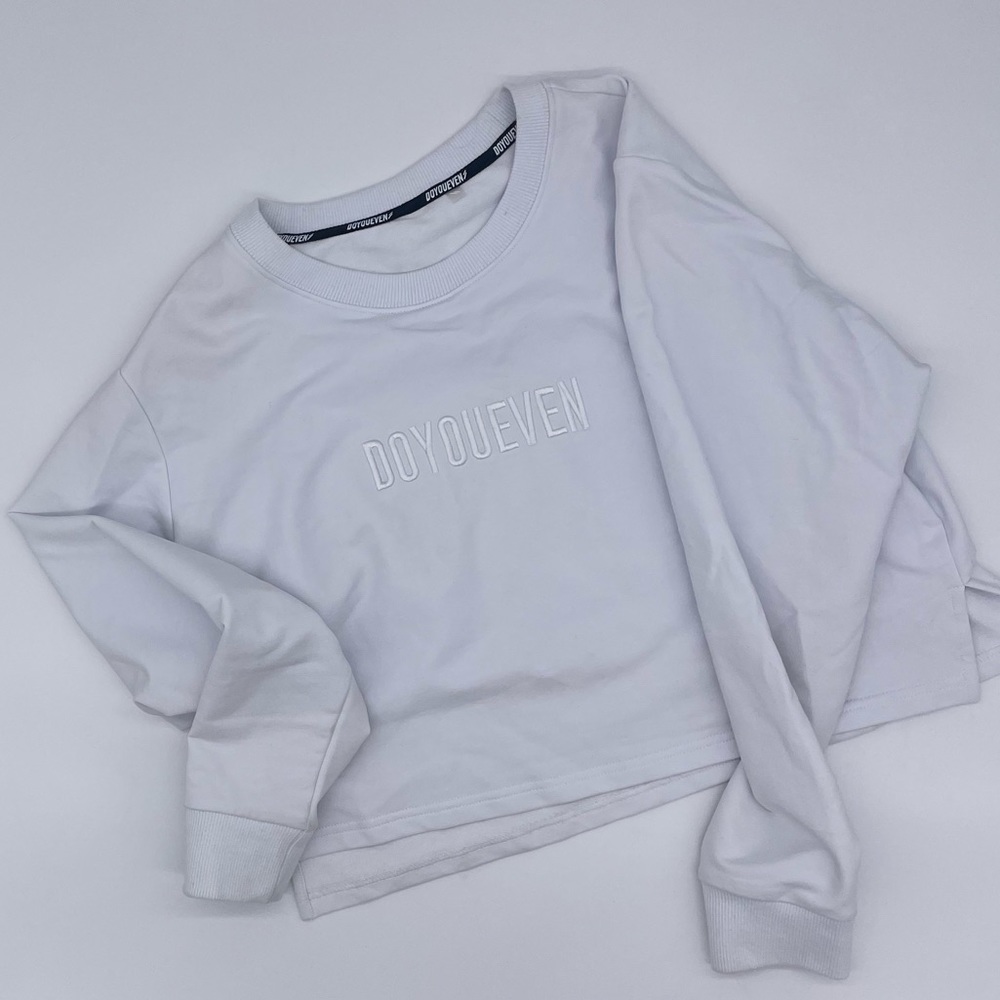 White Cropped Sweater - Picture 2 of 2